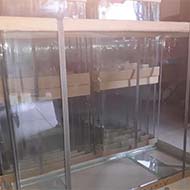 آکواریوم‌های شیشه خم شرکتی تام‌ ماهیان